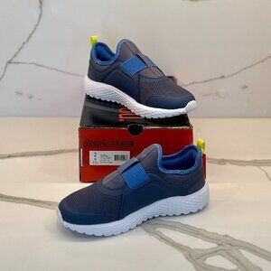 NWT Deer Stags Kids' Galaxy Jr Fashion Sneaker, Size 2